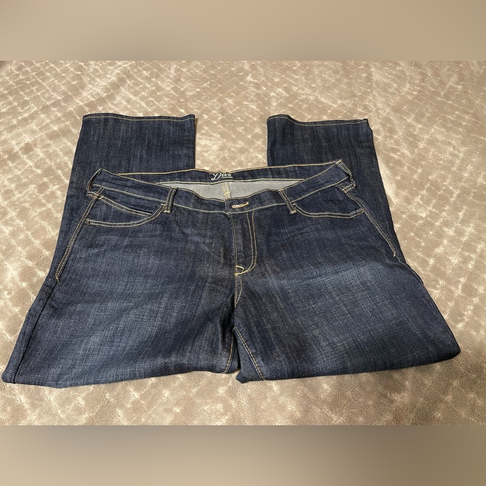 Size 16 old navy the diva jeans new never worn